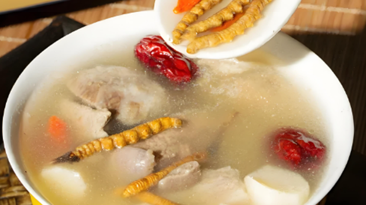 冬蟲(chóng)夏草夏天能吃嗎